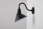 Outdoor Angle Shade Barn Light - 图片 2
